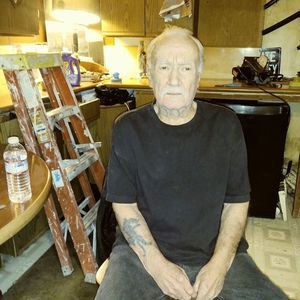 Meet your Posher, Stuart